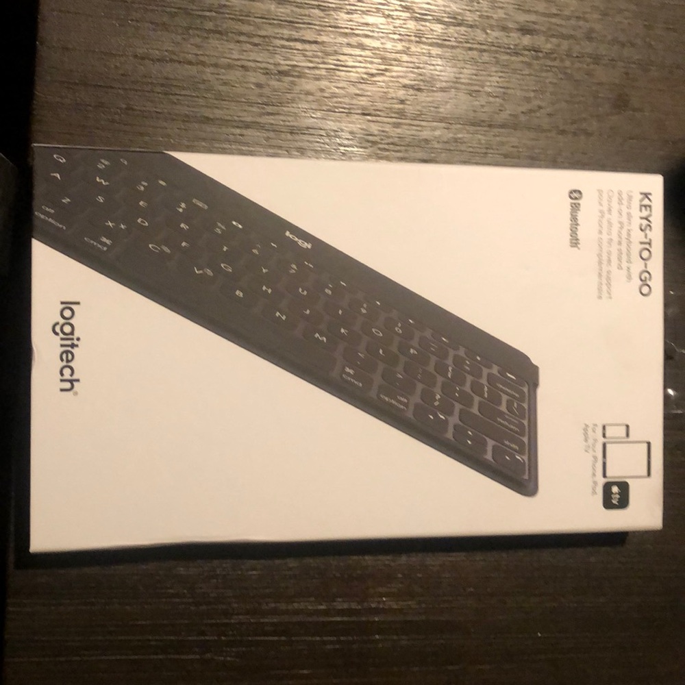 Bluetooth Logitech keyboard